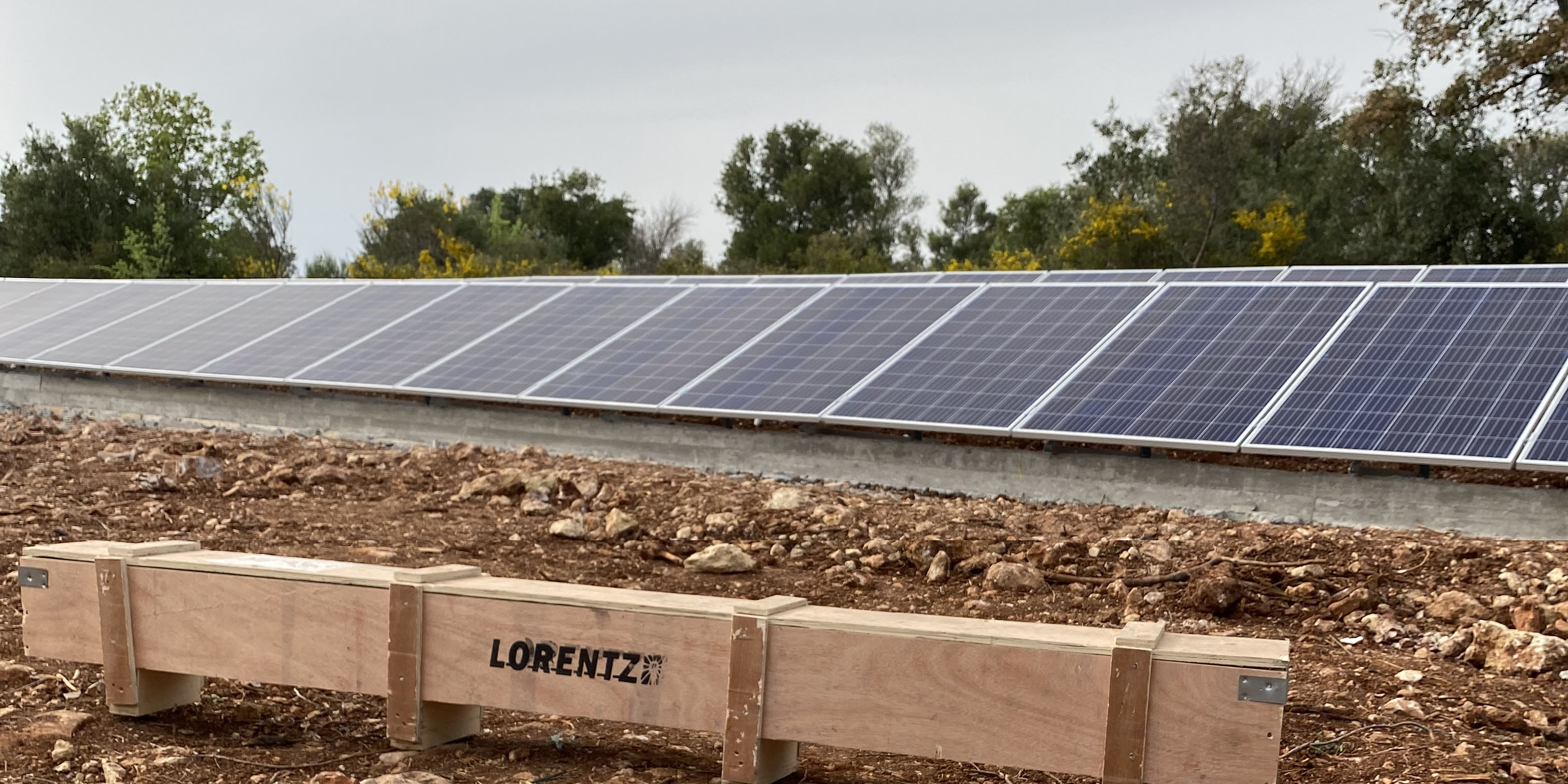 Εγκατάσταση ηλιακής-υβριδικής αντλίας Lorentz PSk3-15 στη Μάνη